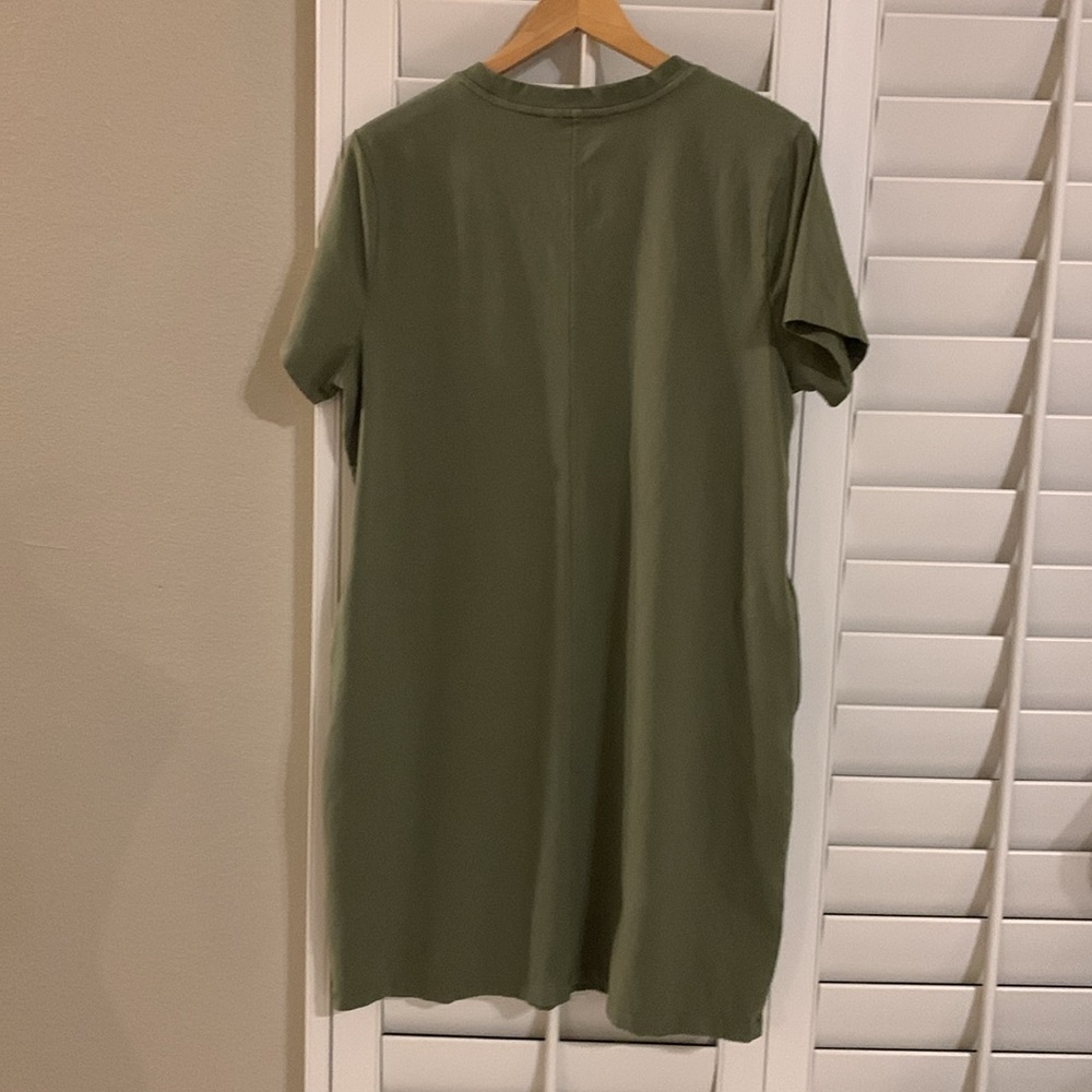 Banana Republic Green T-shirt dress size large w/ pockets - Picture 10 of 17